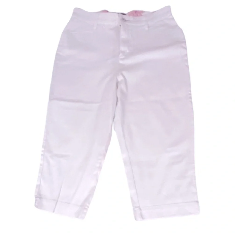 Lee- White Stretch Classic Cropped Pants. Size: 12 - Picture 2 of 4